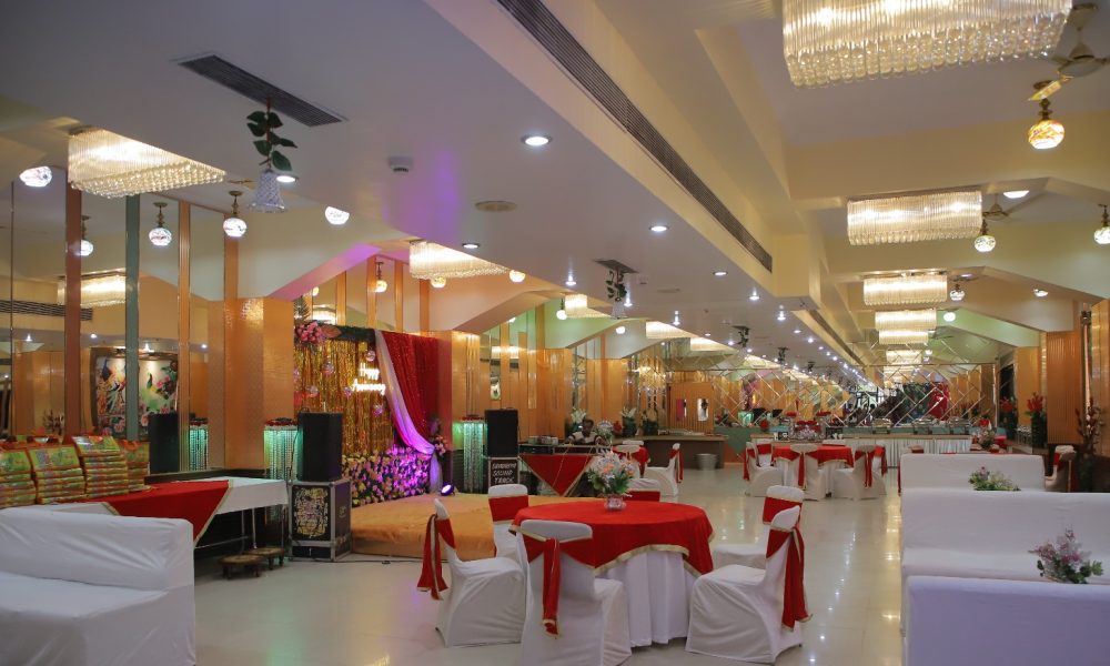 Wedding event space at Hotel Maiden Residency