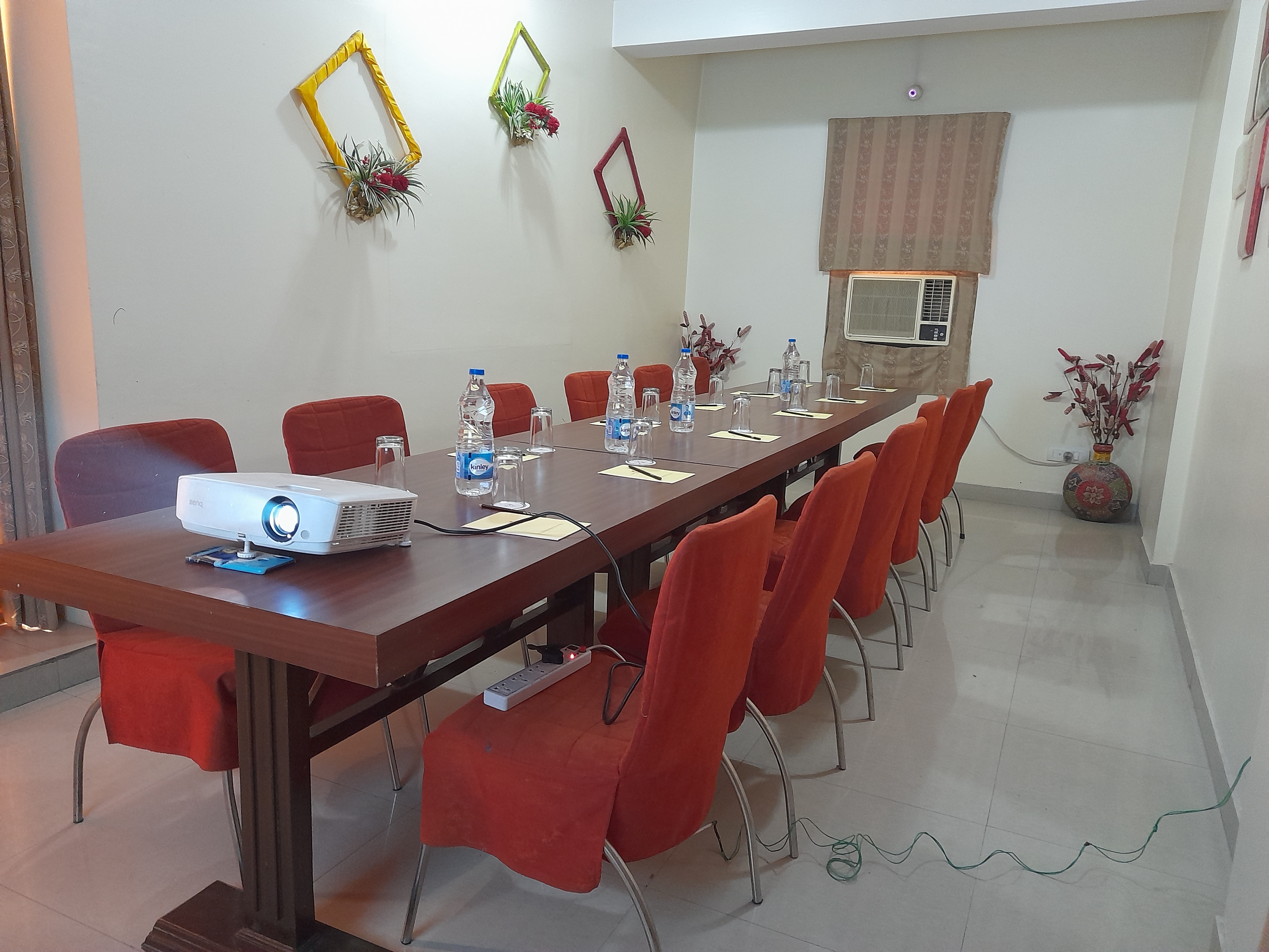 Corporate meeting space at Hotel Maiden Residency