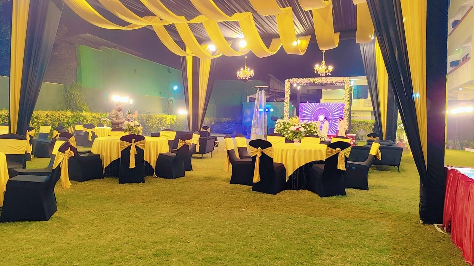 Outdoor lawn event venue at Hotel Maiden Residency Ghaziabad