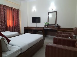 Hotel in Kavi Nagar Ghaziabad Near NH-24 | Hotel Maiden Residency