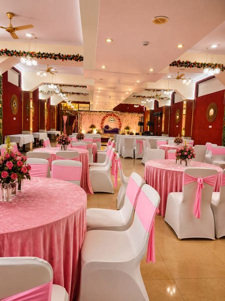 Utsav Hall Banquet at Hotel Maiden Residency