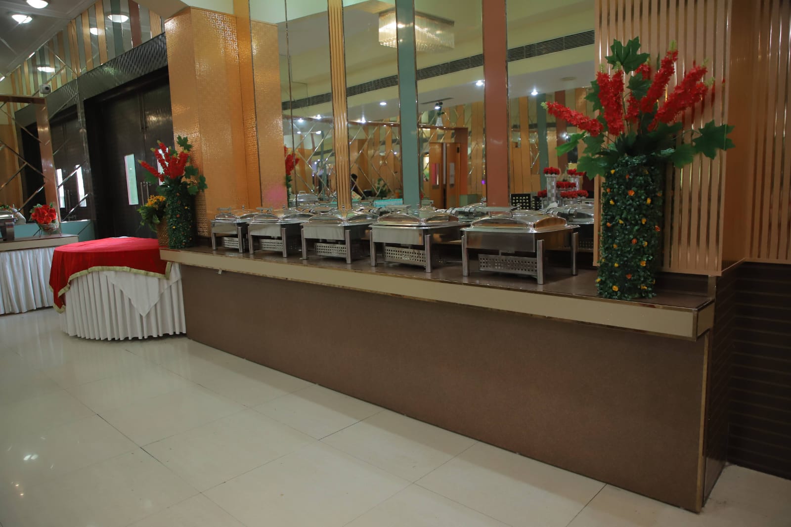 Dining at Hotel Maiden Residency